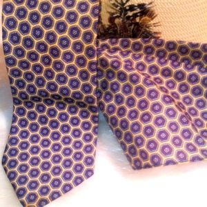 VINTAGE American Edition Pocket Square & Tie  Wine & Blue on Tan Like New